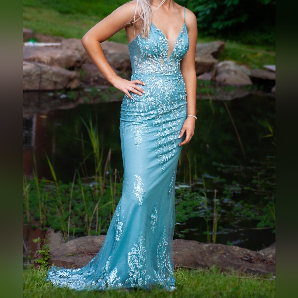 Prom dress